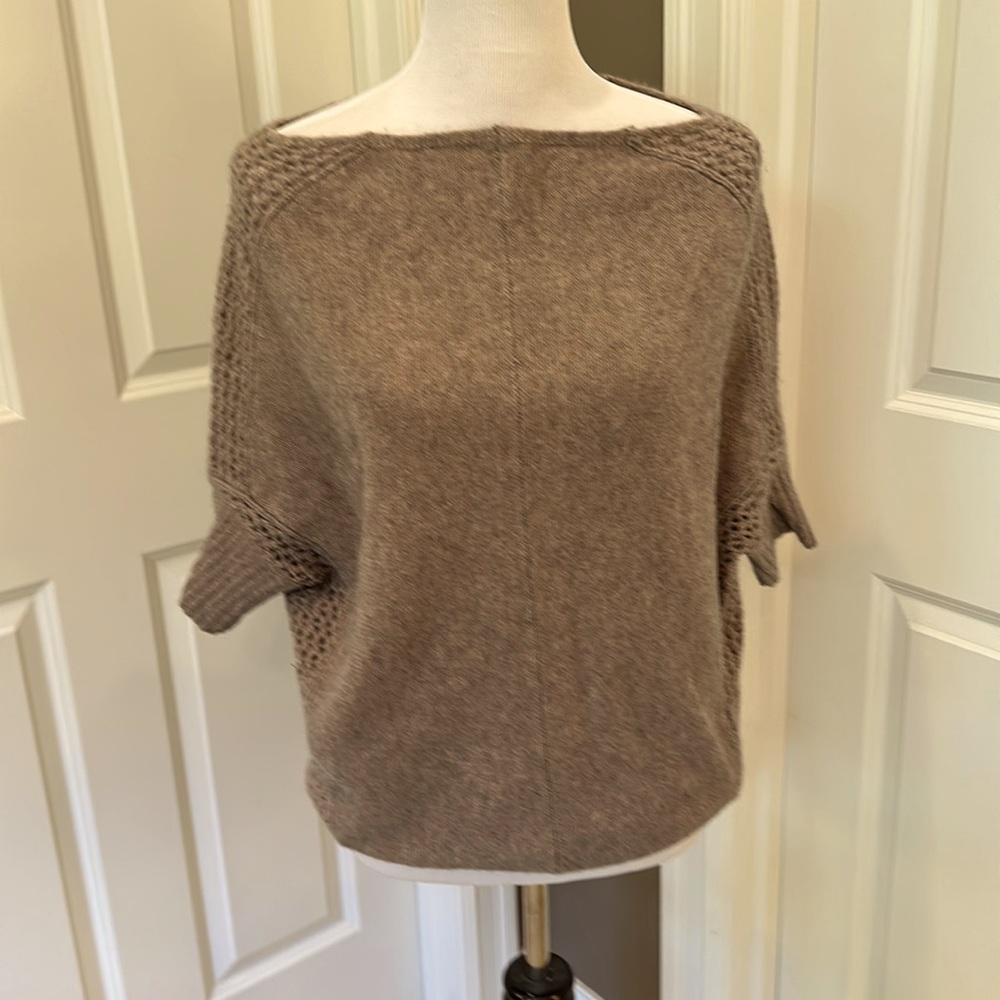 Cashmere off shoulder sweater